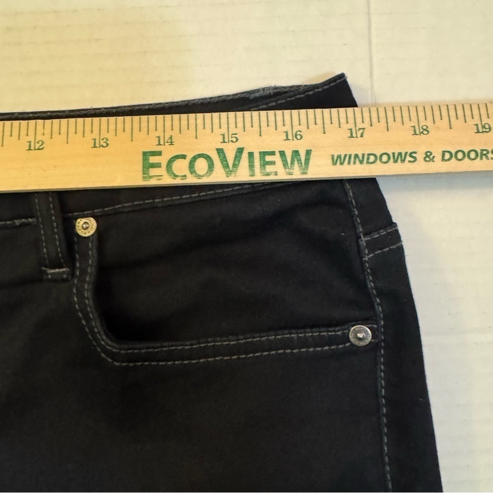 Bandolino Slightly Tapered Leg Black Jeans - Picture 4 of 7